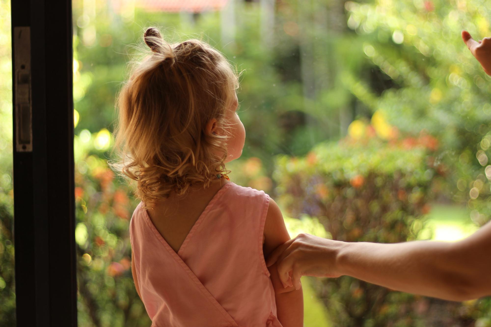Benedicte with children